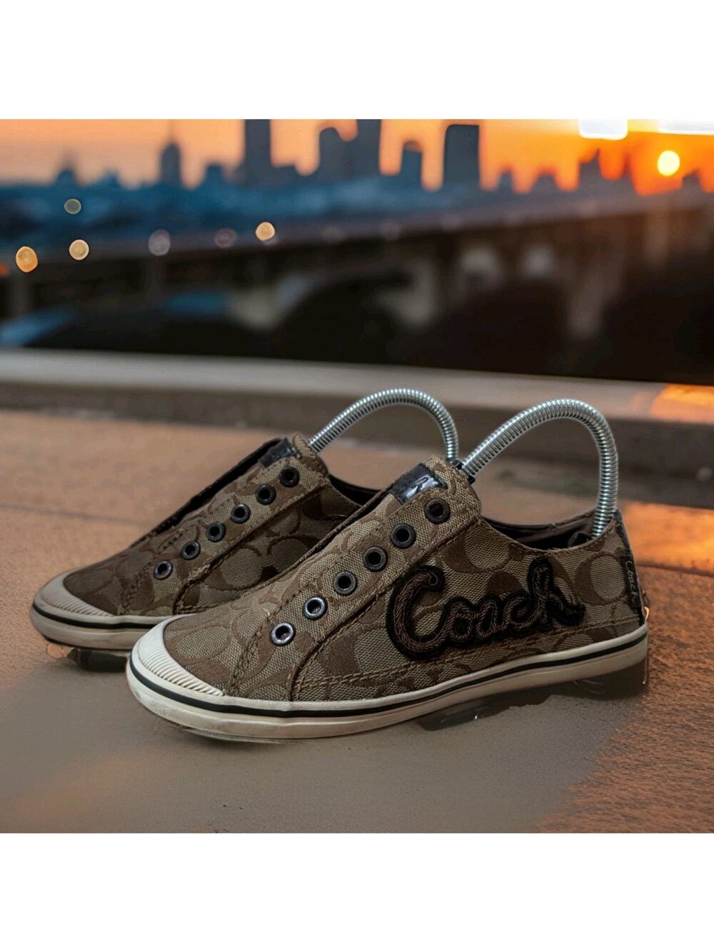 Coach Womens Keeley Low Top Slip On Sneakers Signature Logo Canvas Brown Sz 5.5
